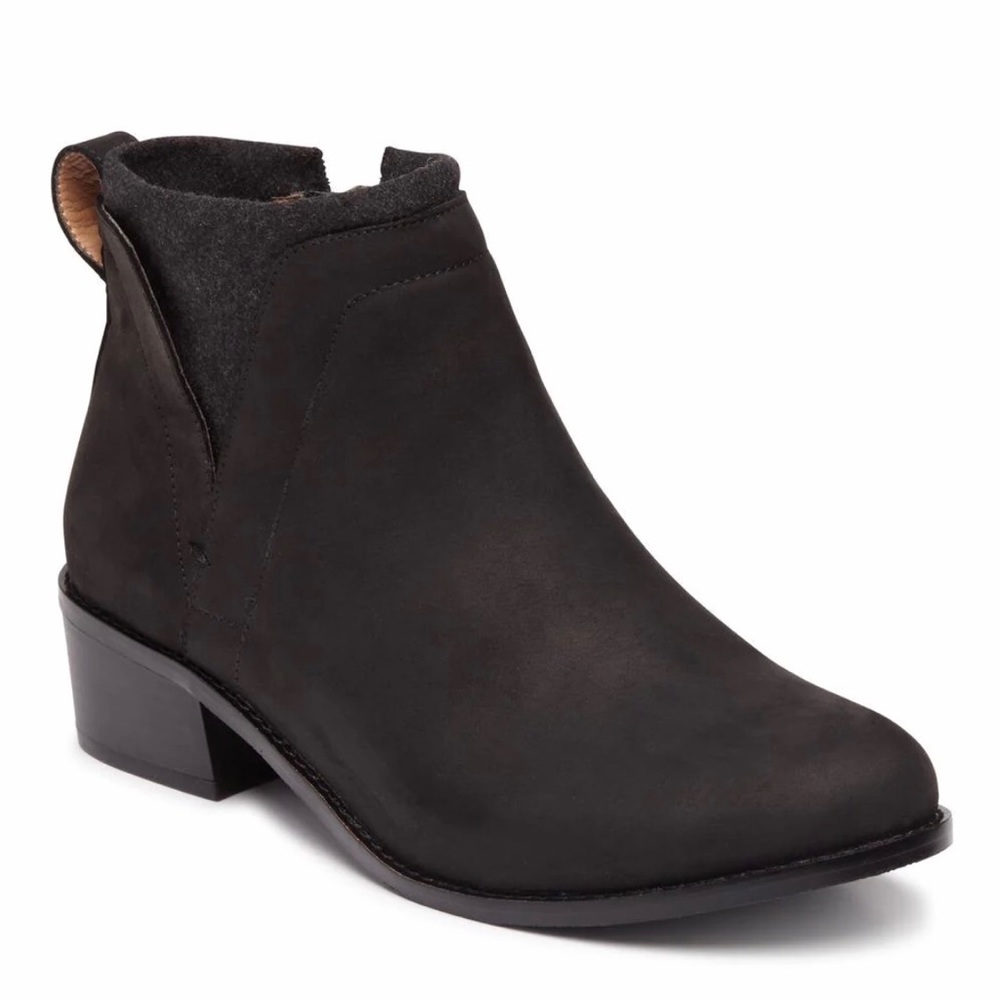 Vionic Womens Black Hope Joslyn Wool Trim Waterproof Ankle Boots Size 11 Outdoor